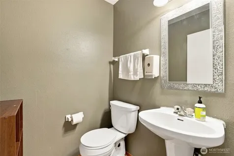6409 Chennault Beach Drive Mukilteo WA 98275