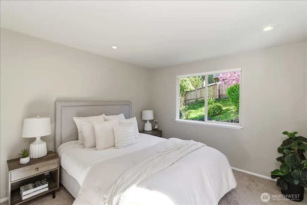 16813 NE 33rd Street Bellevue WA 98008