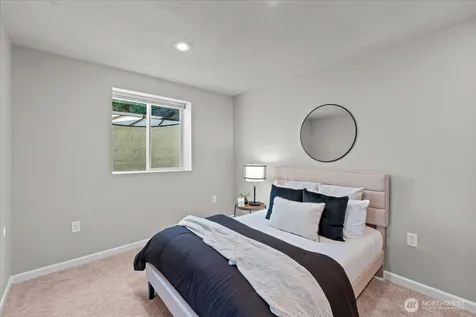 16813 NE 33rd Street Bellevue WA 98008