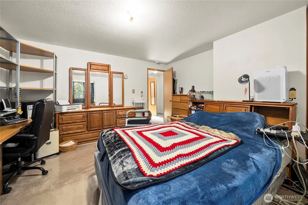 5616 99th Street Ct E Puyallup WA 98373