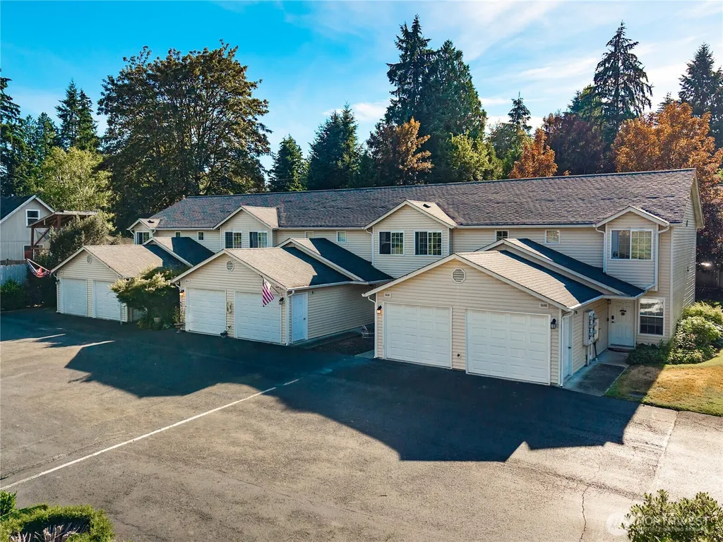 5616 99th Street Ct E Puyallup WA 98373