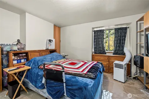 5616 99th Street Ct E Puyallup WA 98373