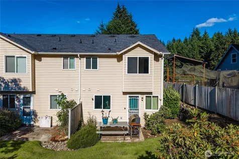 5616 99th Street Ct E Puyallup WA 98373