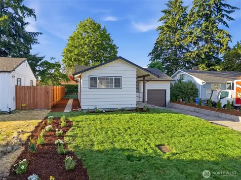 1023 115th Street S Tacoma WA 98444