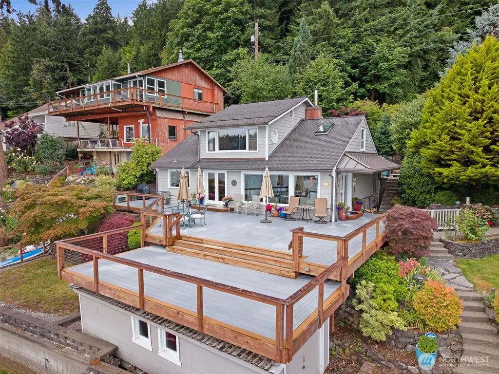 4923 Sunrise Beach Road NW Olympia WA 98502