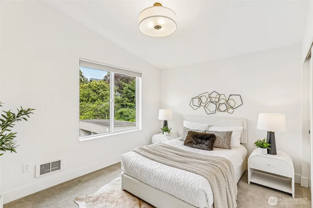 4128 3rd Avenue NW Seattle WA 98107