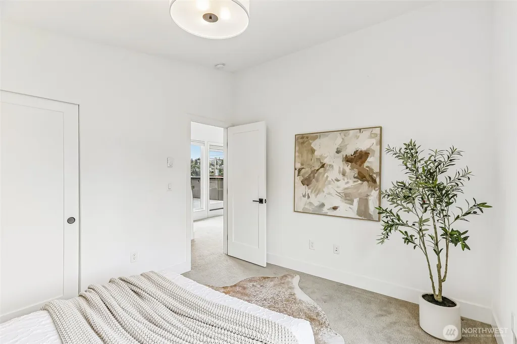4128 3rd Avenue NW Seattle WA 98107