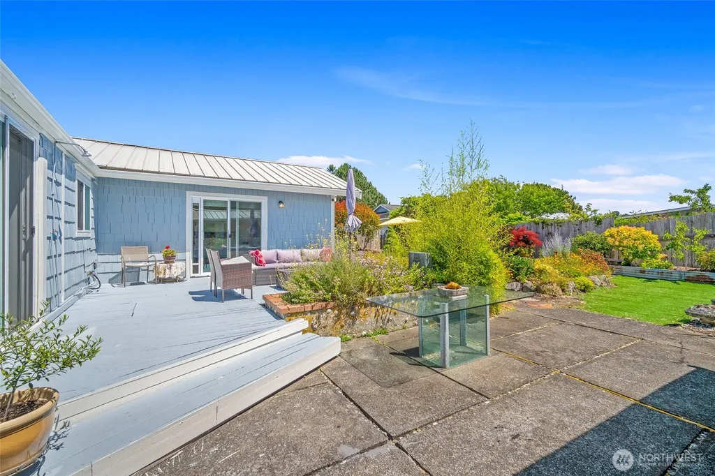 8142 Cowichan Road Blaine WA 98230