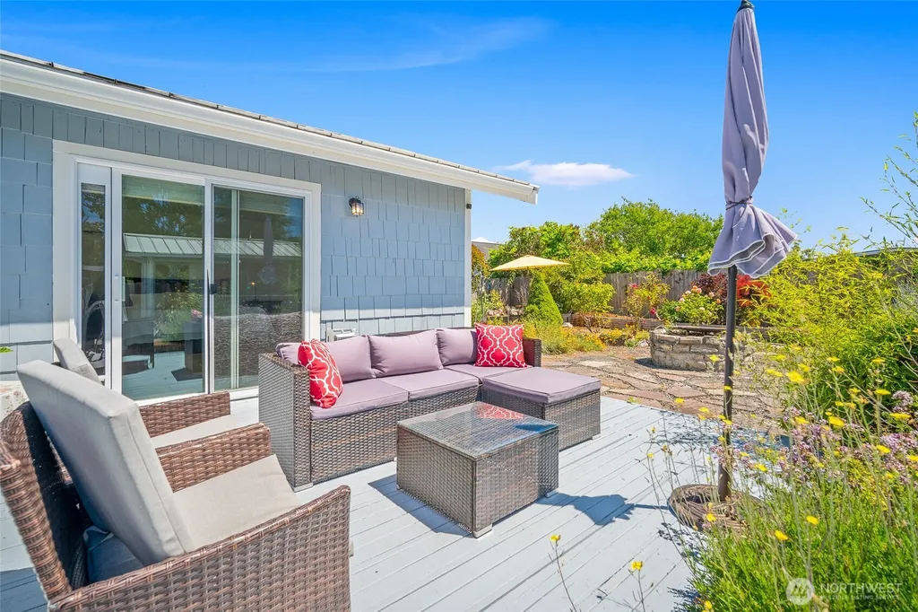 8142 Cowichan Road Blaine WA 98230