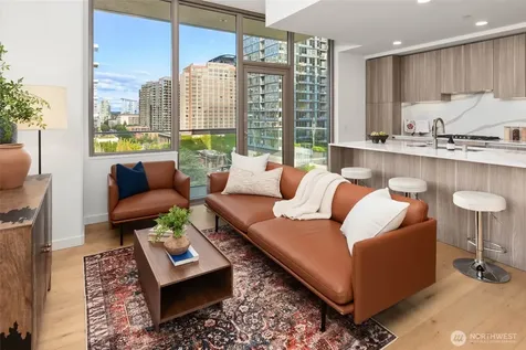 10232 NE 10th Street Bellevue WA 98004