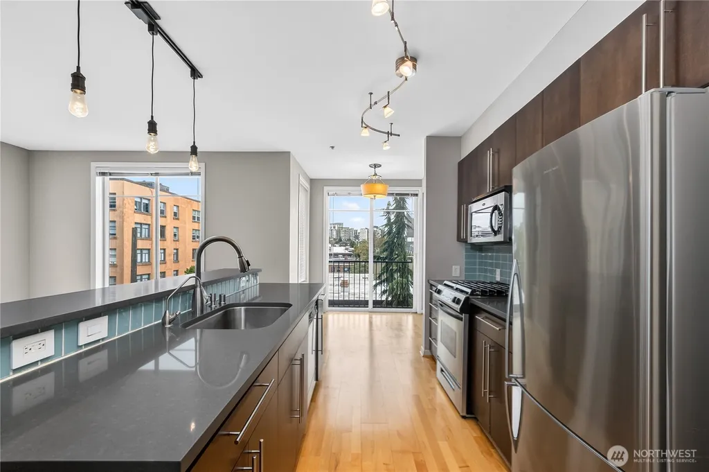 124 Bellevue Avenue E Seattle WA 98102