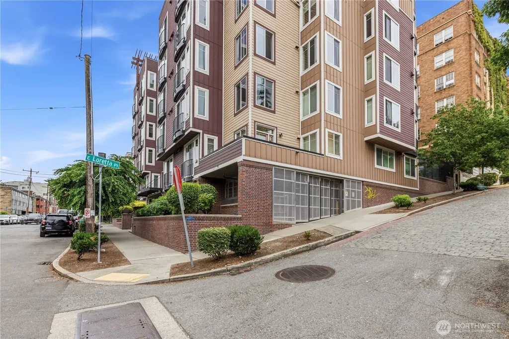 124 Bellevue Avenue E Seattle WA 98102