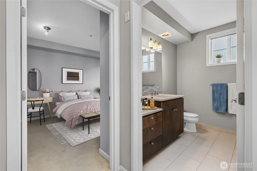 124 Bellevue Avenue E Seattle WA 98102