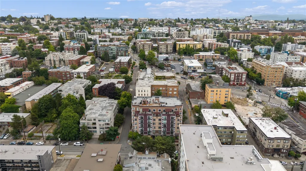 124 Bellevue Avenue E Seattle WA 98102