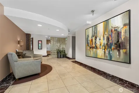 124 Bellevue Avenue E Seattle WA 98102