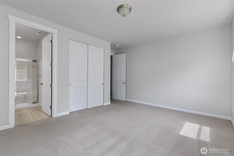 1108 25th Avenue Ct SW Puyallup WA 98371