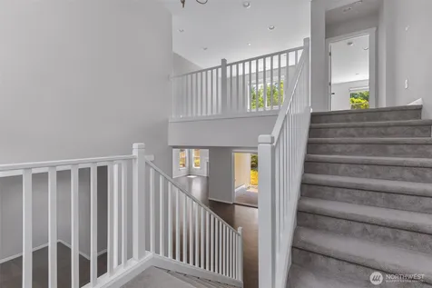 1108 25th Avenue Ct SW Puyallup WA 98371