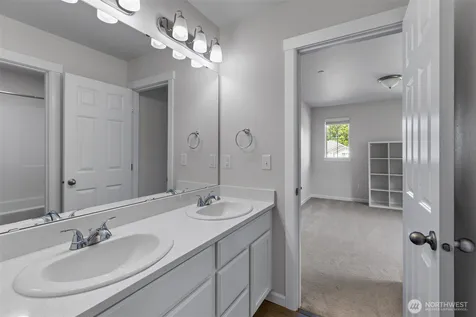 1108 25th Avenue Ct SW Puyallup WA 98371