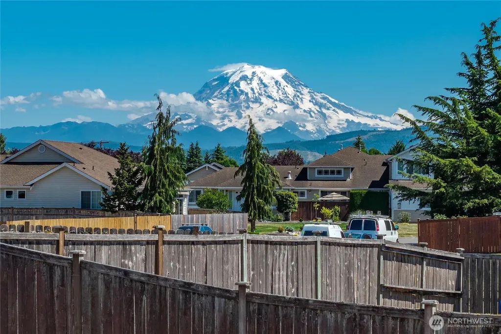 903 Williams Street NW Orting WA 98360