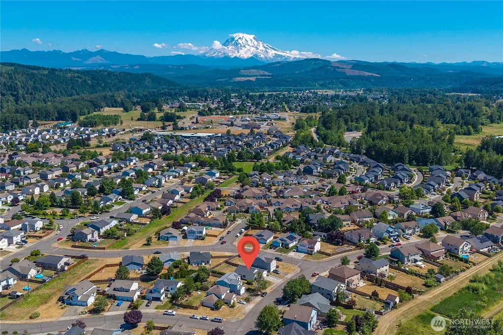 903 Williams Street NW Orting WA 98360