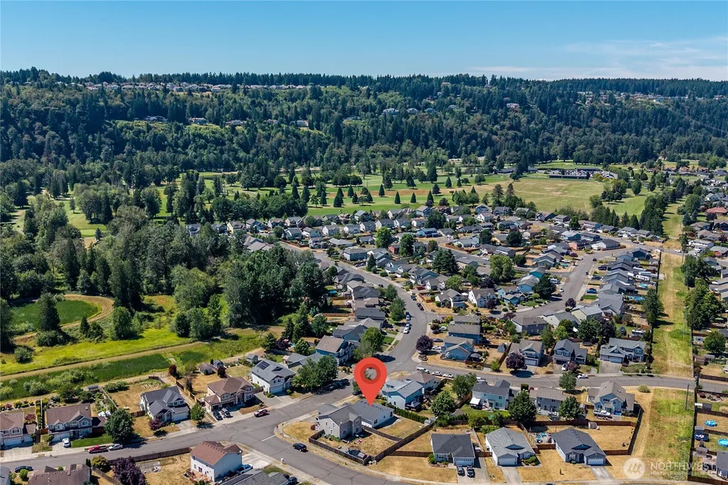 903 Williams Street NW Orting WA 98360