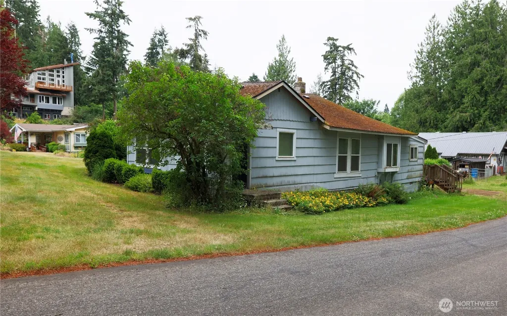81 Hunt Road Port Hadlock WA 98339