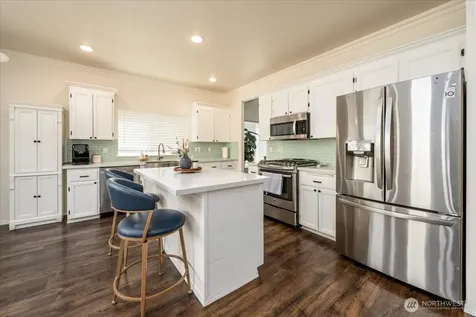 2313 171st Street E Tacoma WA 98445