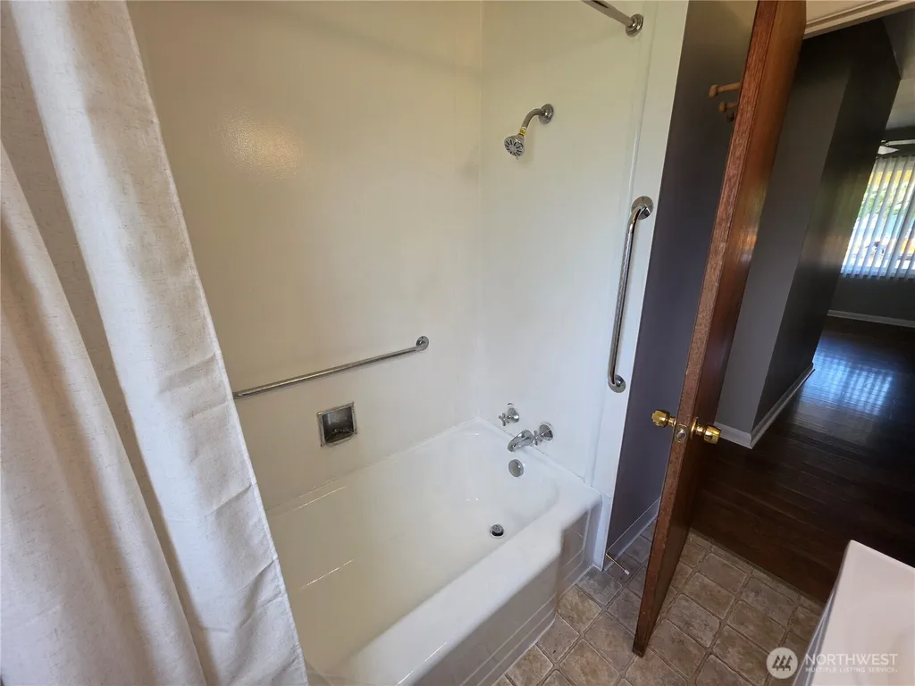 520 28th Avenue Longview WA 98632