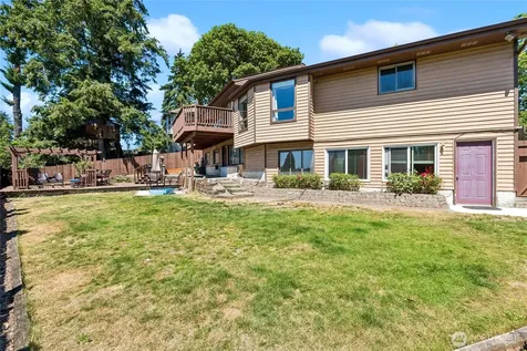 2610 NE 5th Court Renton WA 98056