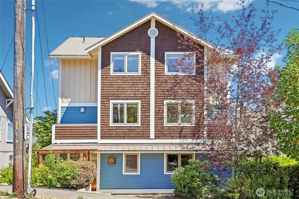 424 35th Avenue S Seattle WA 98144