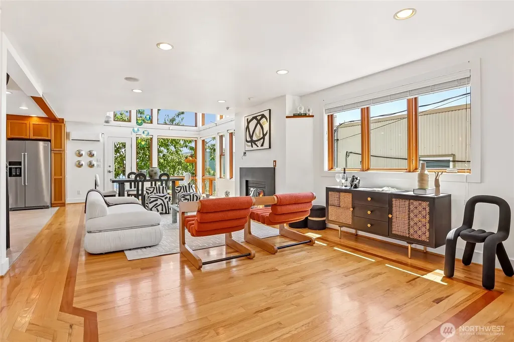 424 35th Avenue S Seattle WA 98144