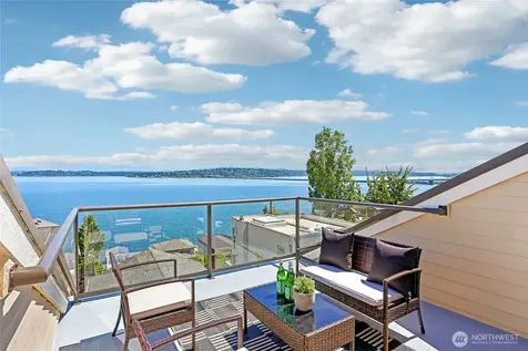 424 35th Avenue S Seattle WA 98144