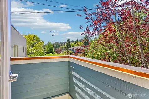 424 35th Avenue S Seattle WA 98144