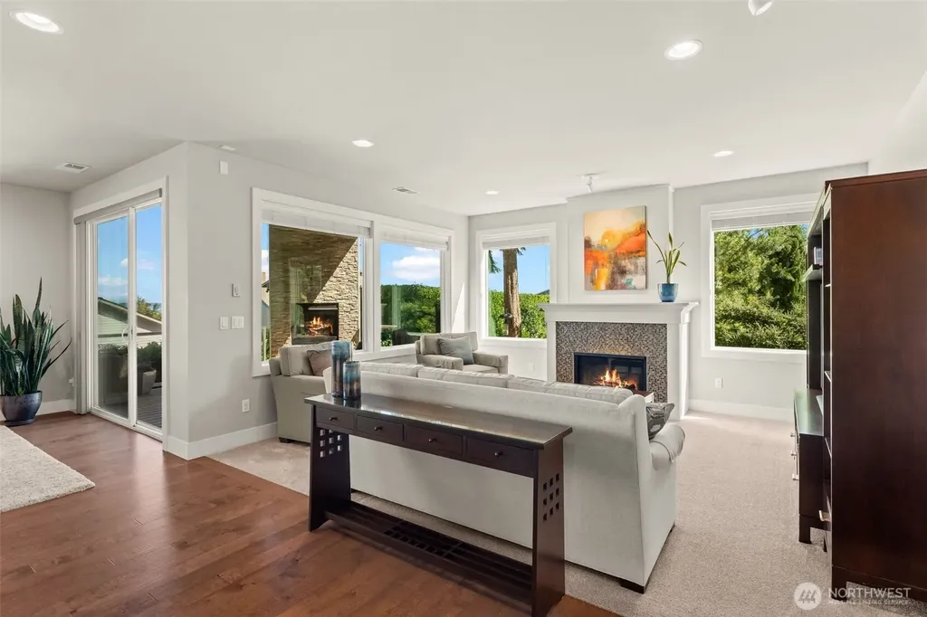8064 E Commons Court Port Orchard WA 98366