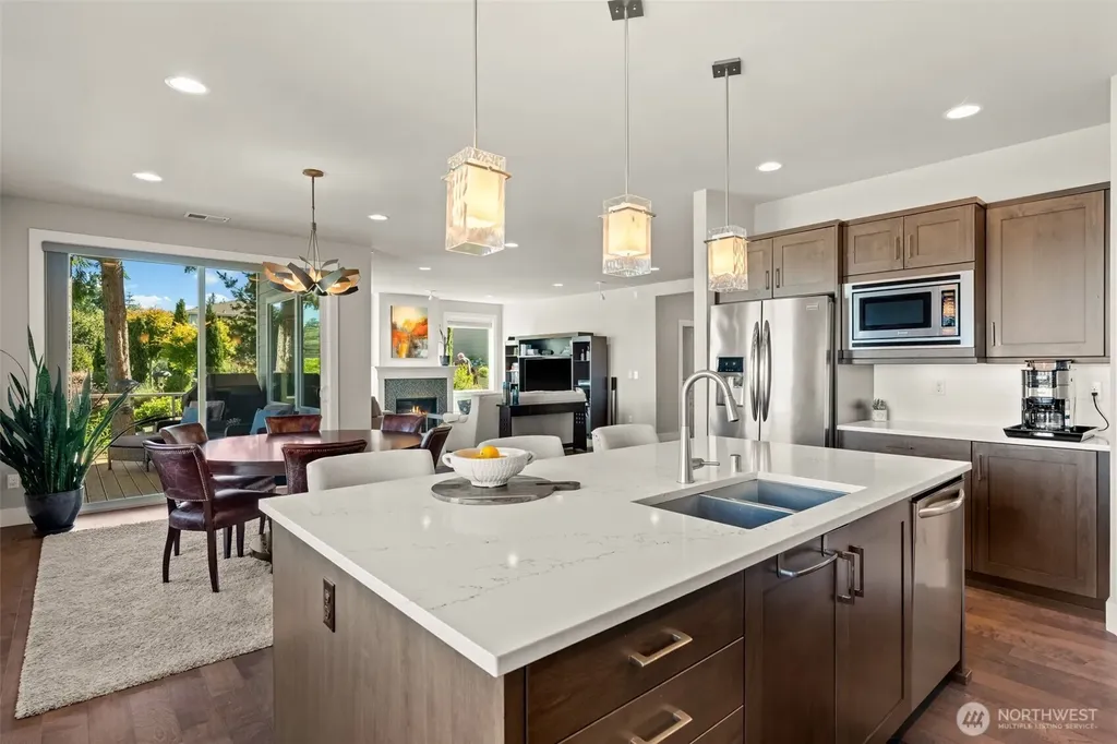 8064 E Commons Court Port Orchard WA 98366