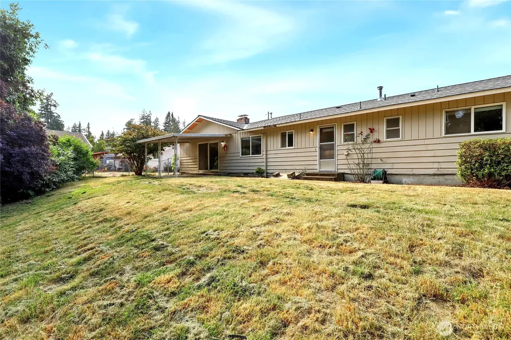 194 May Street W Port Orchard WA 98366