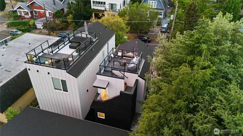 4218 Latona Avenue NE Seattle WA 98105