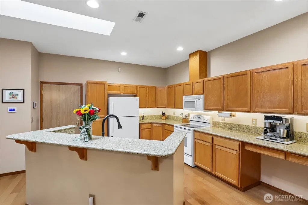 222 105th Street E Tacoma WA 98445