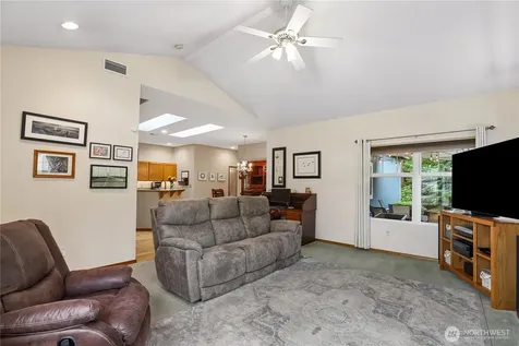 222 105th Street E Tacoma WA 98445