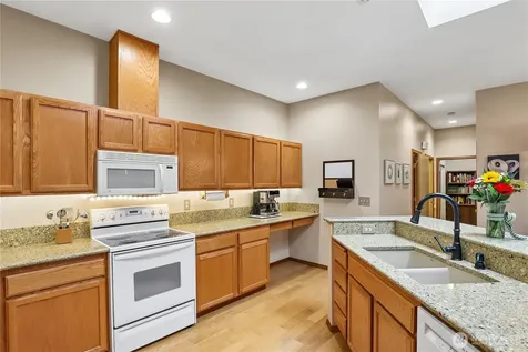 222 105th Street E Tacoma WA 98445