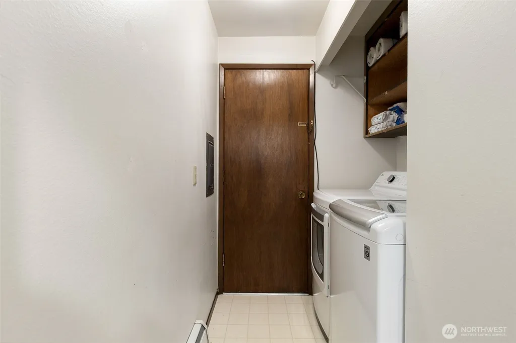 22309 115th Pl SE Place SE Kent WA 98031