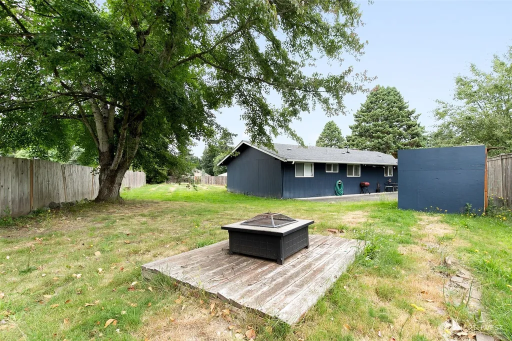 22309 115th Pl SE Place SE Kent WA 98031