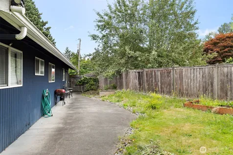 22309 115th Pl SE Place SE Kent WA 98031