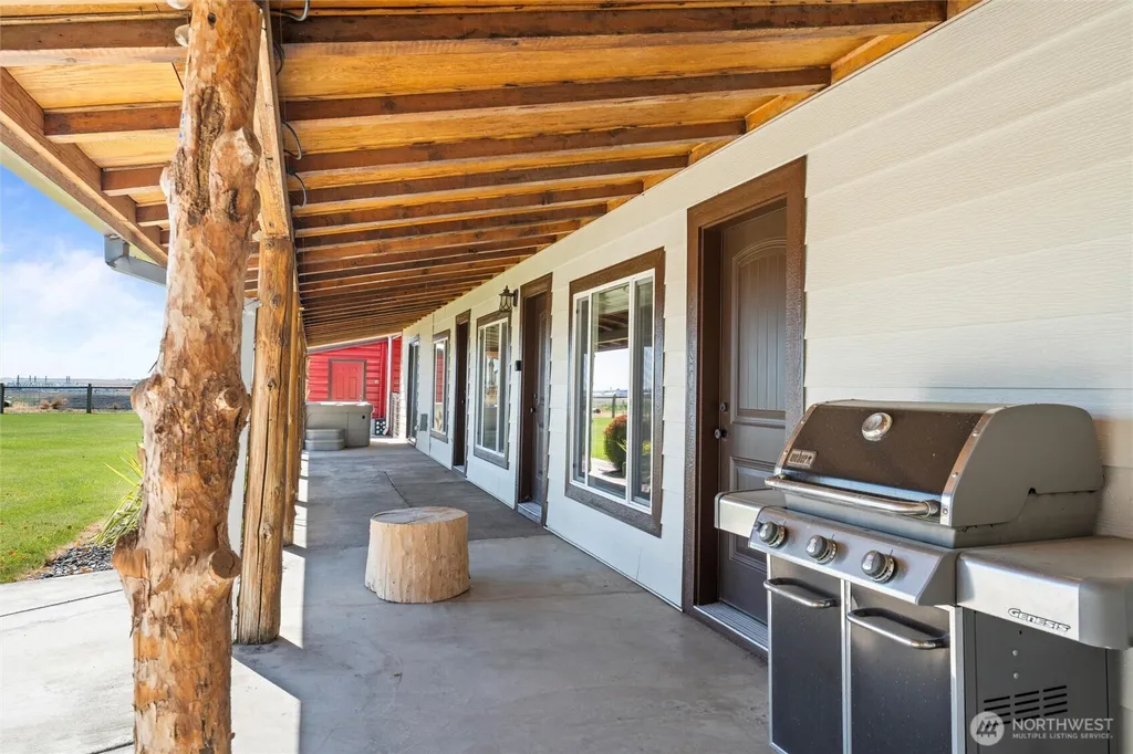 8708 K NE Moses Lake WA 98837