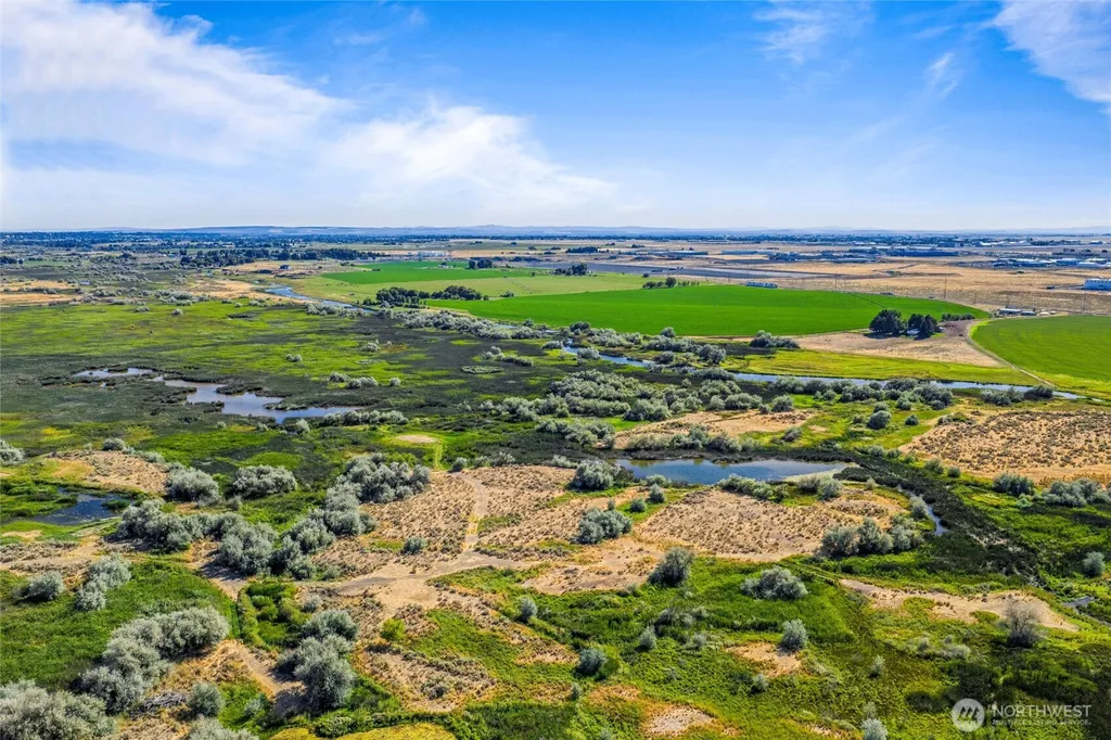 8708 K NE Moses Lake WA 98837