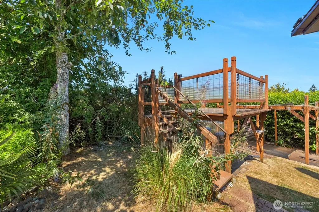 10412 61st Avenue S Seattle WA 98178
