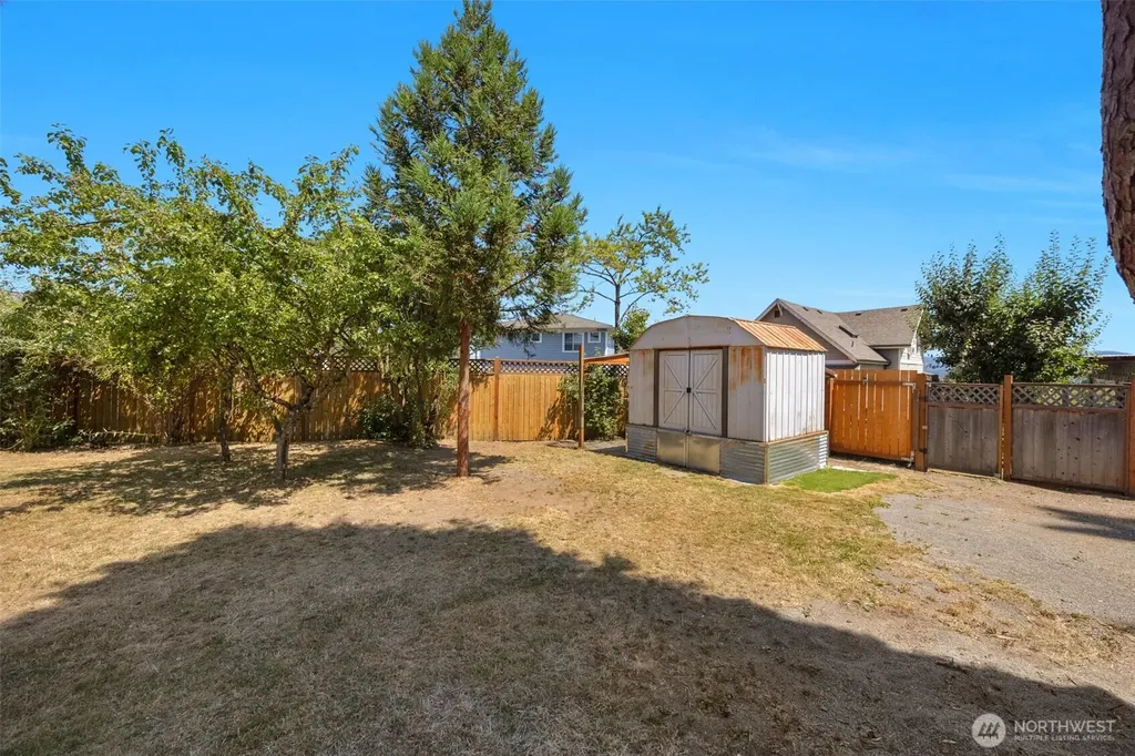 10412 61st Avenue S Seattle WA 98178