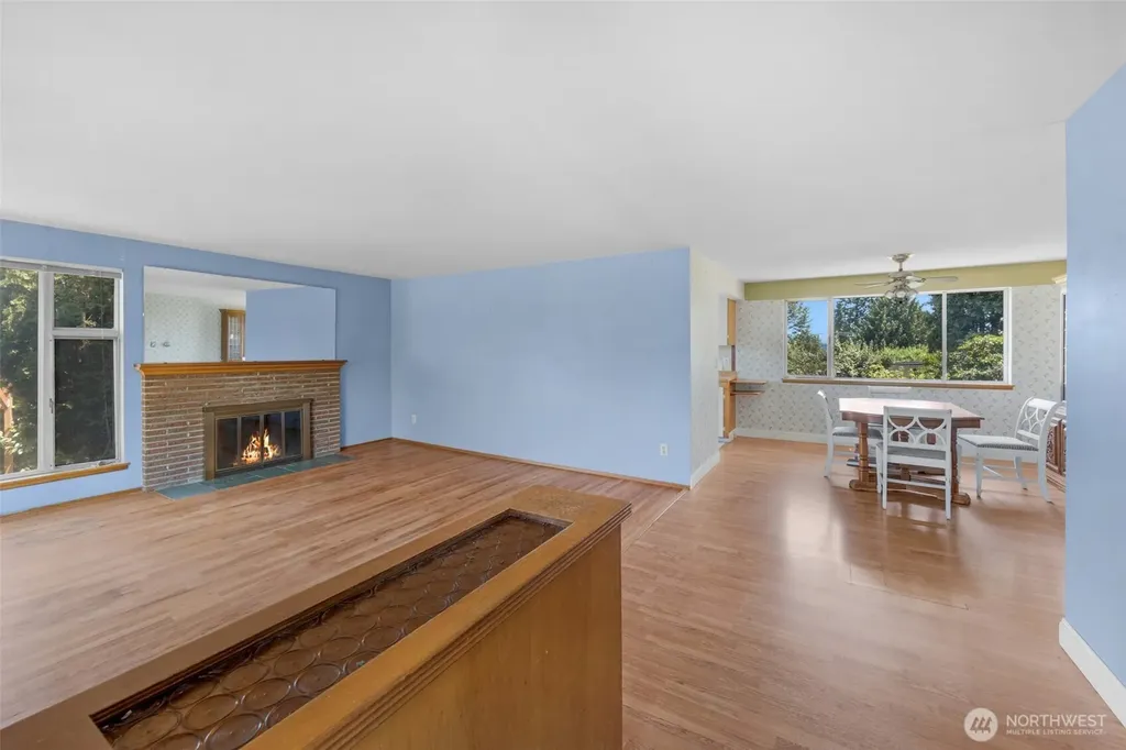 10412 61st Avenue S Seattle WA 98178