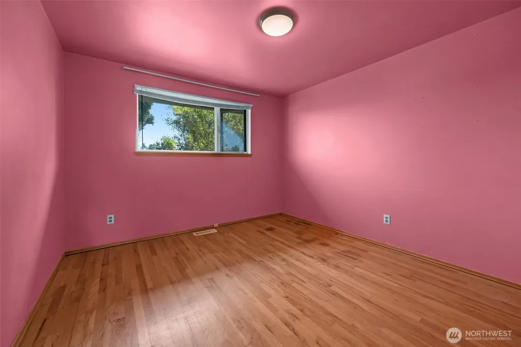10412 61st Avenue S Seattle WA 98178