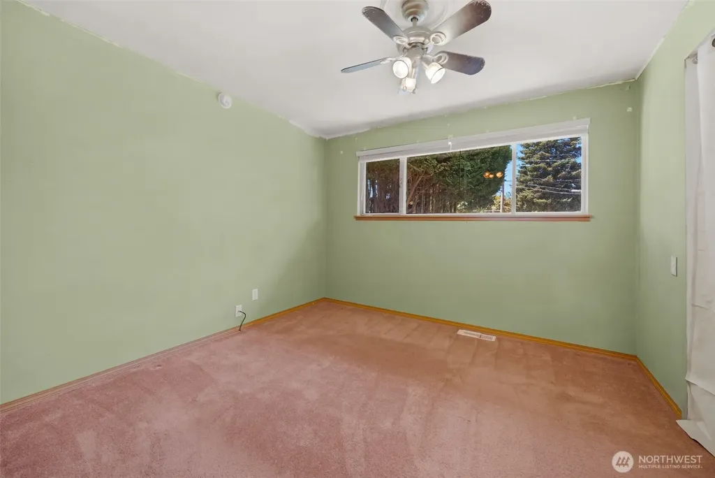 10412 61st Avenue S Seattle WA 98178